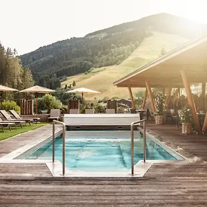 Sonnegg Hotel Saalbach-Hinterglemm